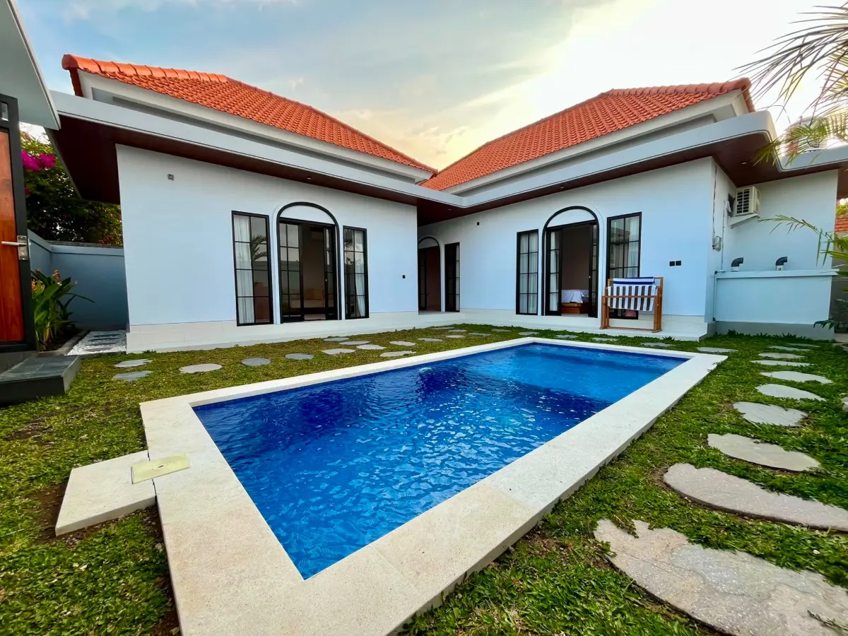 Brand New Furnished 2-Bedroom Pool Villa in Central Umalas (Bumbak), photo 1