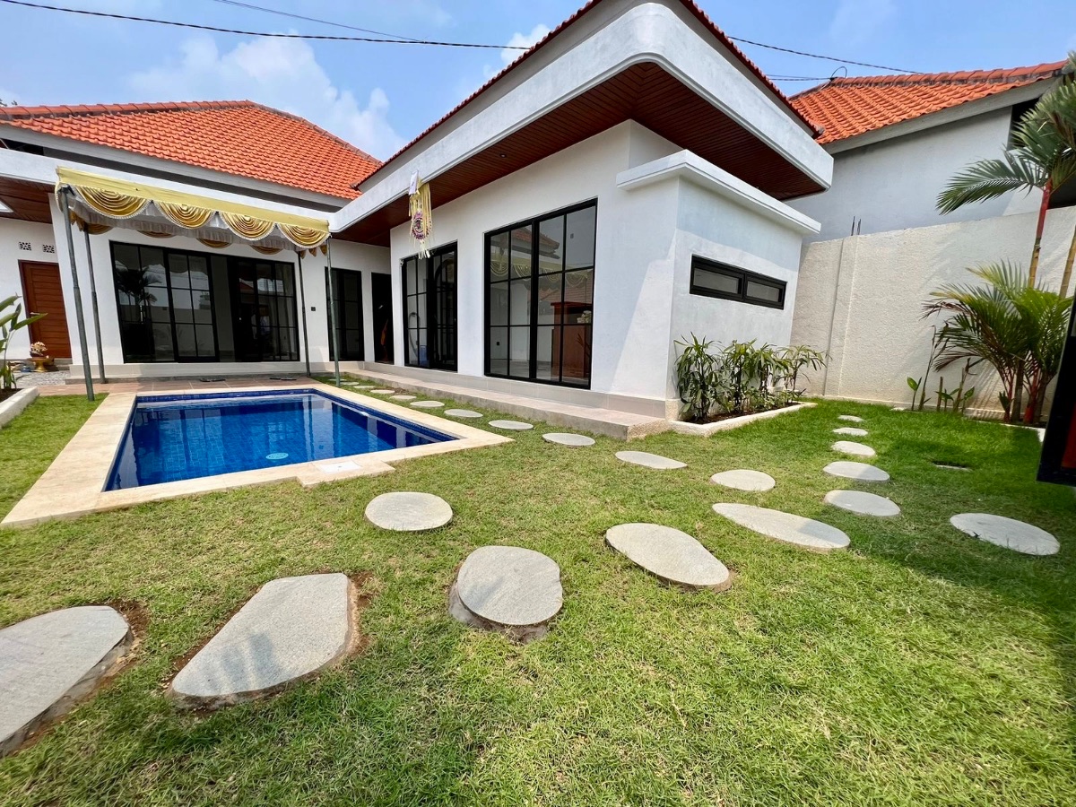 Vila Baru 2 Kamar Tidur dengan Kolam Renang di Umalas, foto 1