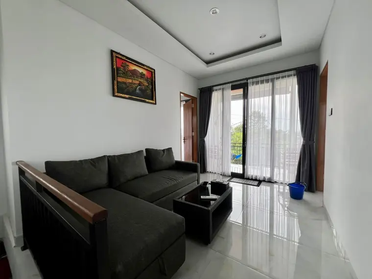 Villa amueblada de 3 dormitorios con piscina y vistas a los arrozales en Babakan, Canggu, foto 10