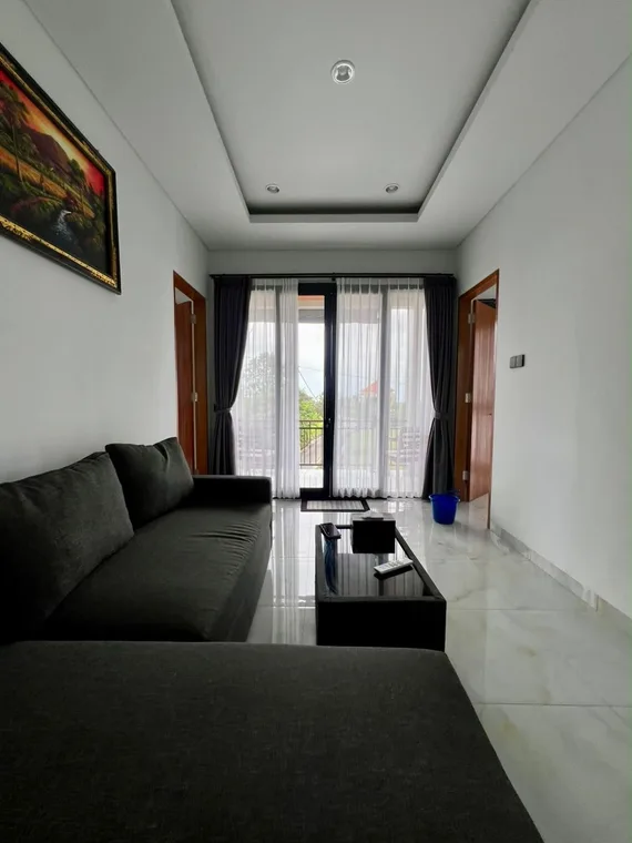 Villa amueblada de 3 dormitorios con piscina y vistas a los arrozales en Babakan, Canggu, foto 19