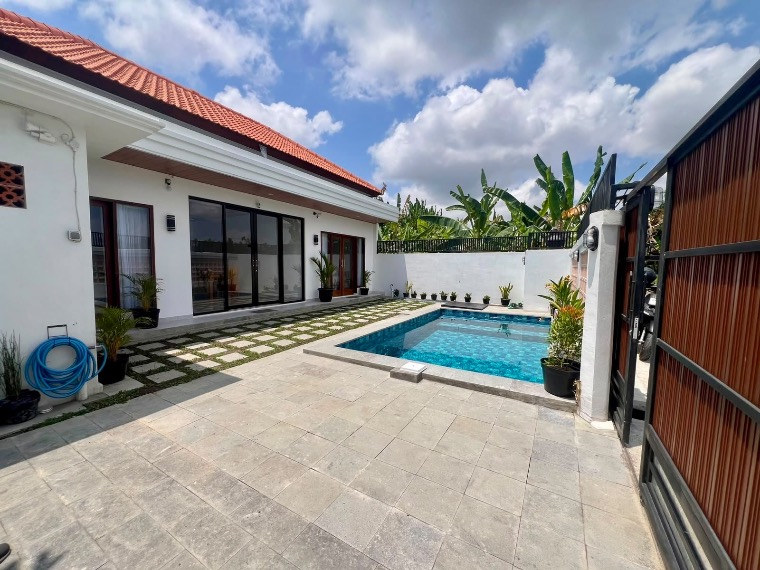 Furnished 2-Bedroom Pool Villa in Buwit, photo 2