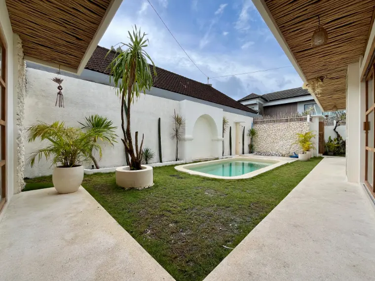 Superbe villa méditerranéenne de 2 chambres avec piscine à Seseh/Munggu, photo 2