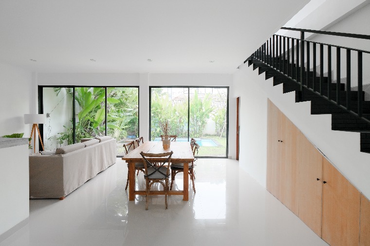 Villa con piscina de 2 dormitorios totalmente renovada en el corazón de Pererenan, foto 5