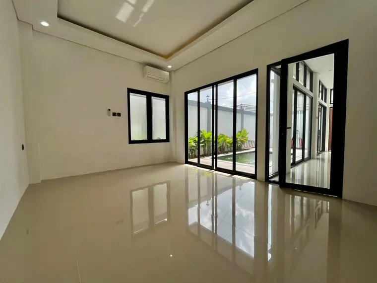 Villa de 2 dormitorios con piscina y amplia terraza en la azotea en Pererenan, foto 5