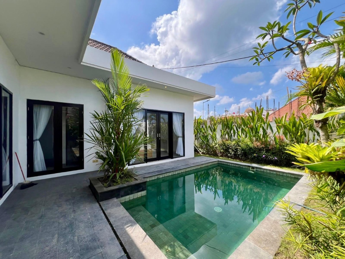 Lokasi Prima di Seseh – Vila 2 Kamar Tidur Semi-Furnished dengan Kolam Renang, 500 m ke Pantai, foto 1