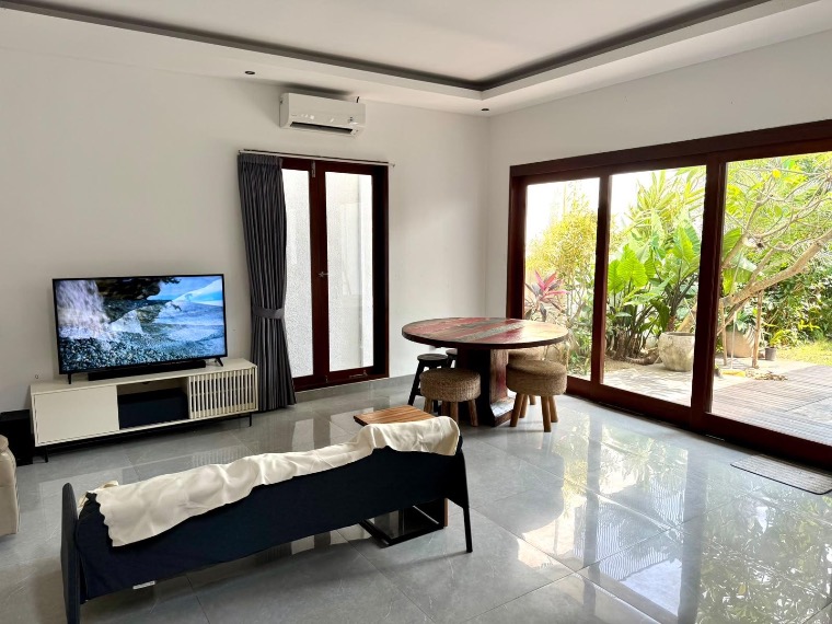Furnished 3-Bedroom Coastal Villa with Ocean Views in Seseh, 100 m to the Beach, photo 4