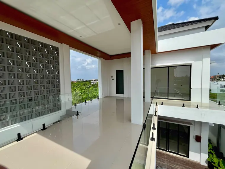 Villa de 2 dormitorios con piscina y amplia terraza en la azotea en Pererenan, foto 7