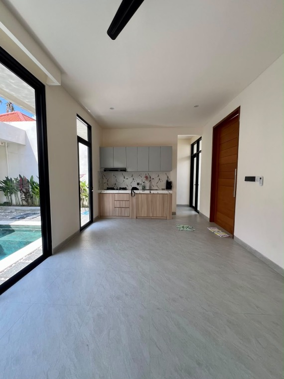 Villa de 2 dormitorios con piscina y amplio salón en Umalas, foto 3