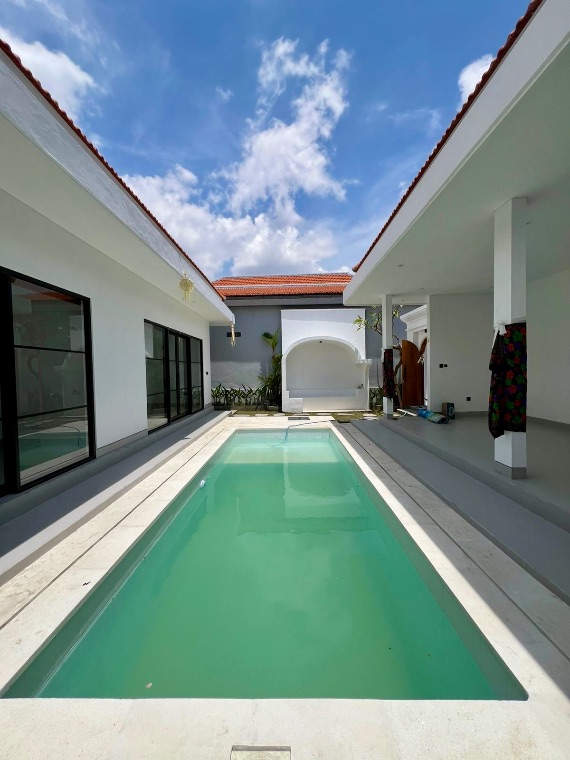 Vila Kolam Renang 2 Kamar Tidur Gaya Mediterania Baru di Umalas (Bumbak), foto 2