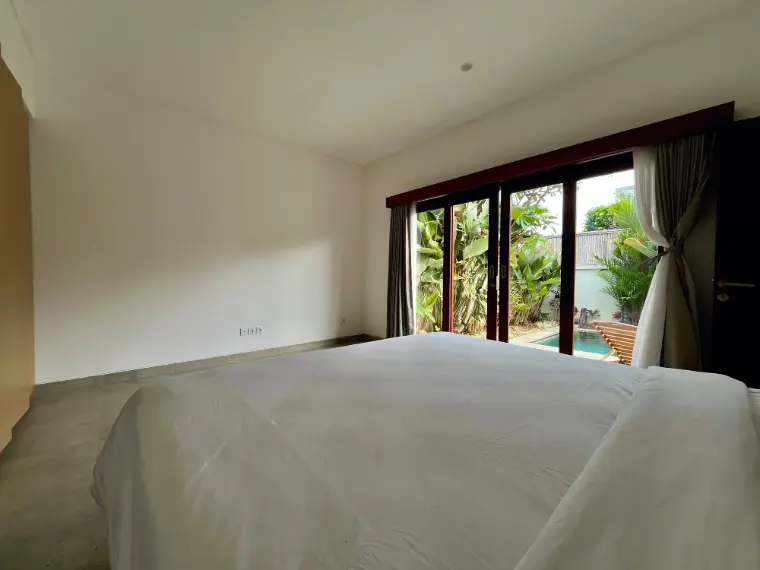 Villa semiamueblada con piscina y 2 dormitorios en Seseh/Cemagi, a 700 m de la playa, foto 7