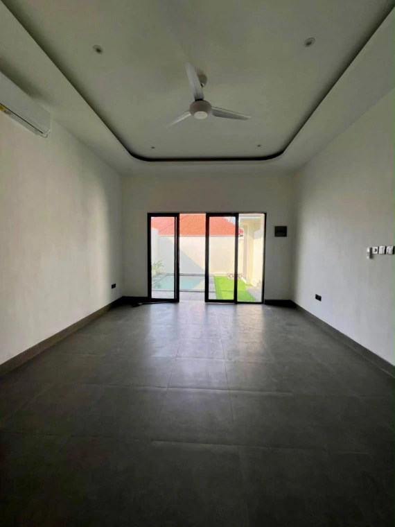 Brand New 2-Bedroom Pool Villa with Spacious Living Area in Umalas, photo 9