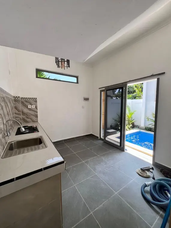 Vila Kolam Renang 2 Kamar Tidur Semi-Furnished dengan Dua Area Living di Babakan, Canggu, foto 8