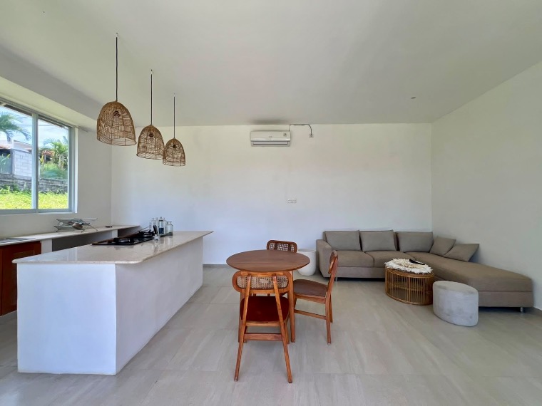 Villa amueblada de 3 dormitorios con piscina y vistas a los arrozales en Cemagi, foto 3