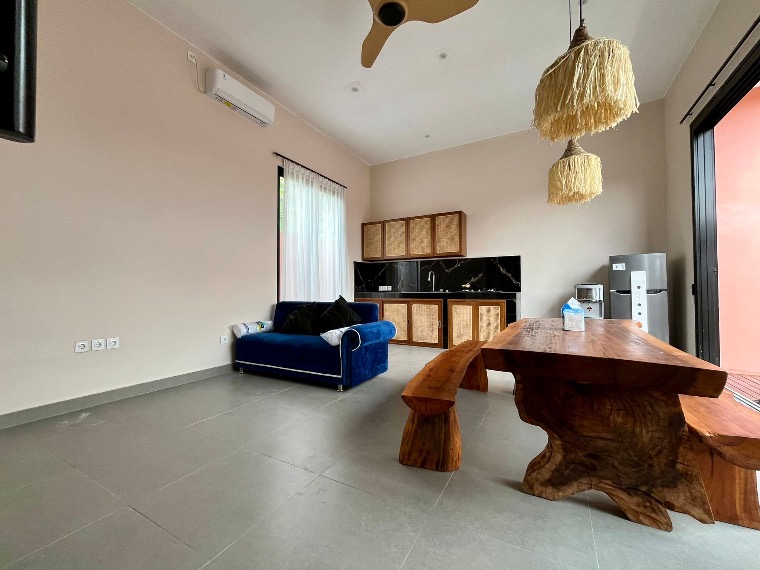 Furnished 2-Bedroom Villa with Rooftop Rice Field and Volcano Views in North Cemagi/Munggu, photo 3