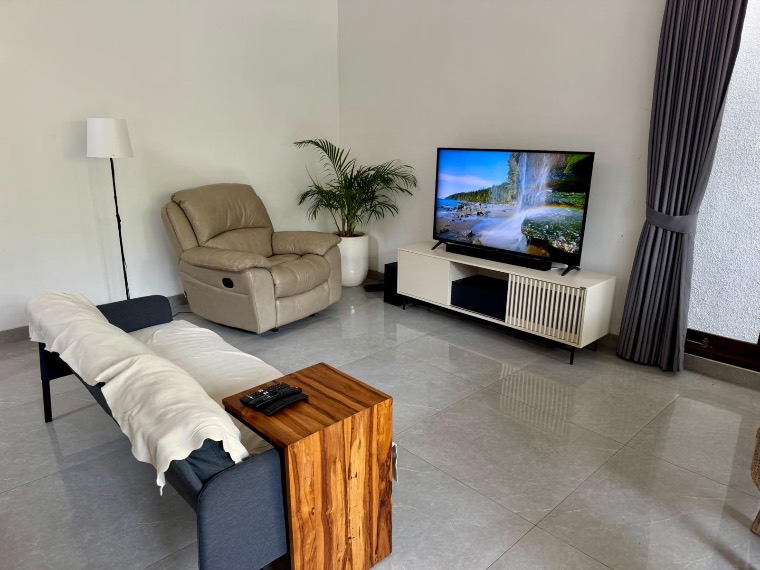 Furnished 3-Bedroom Coastal Villa with Ocean Views in Seseh, 100 m to the Beach, photo 5