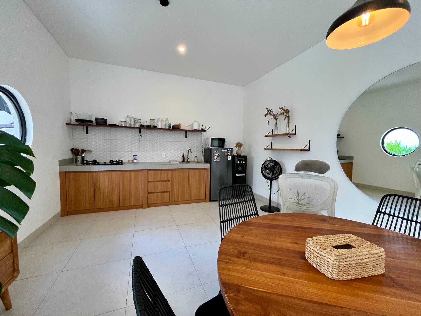 Villa amueblada de 2 dormitorios en Seseh con azotea con vistas al océano, a 500 m de la playa, Seseh (8)