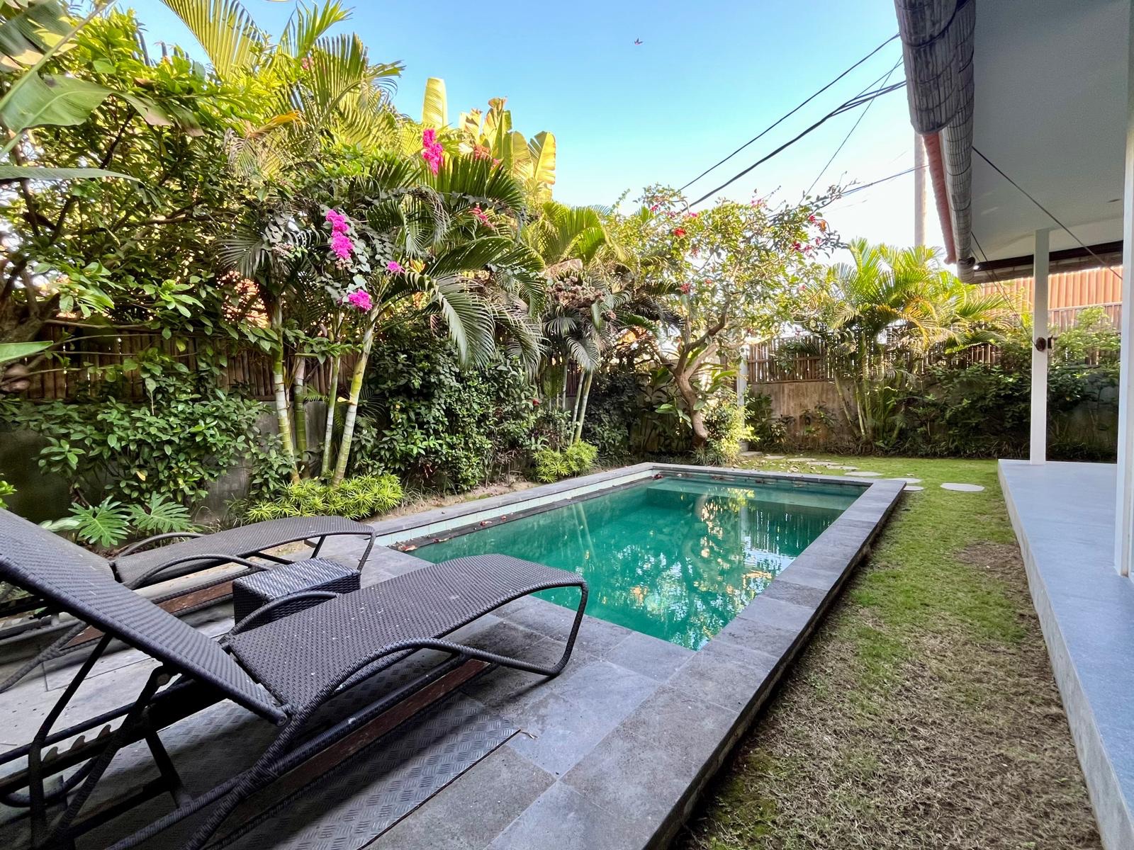 Vila Kolam Renang 1 Kamar Tidur Berperabot di Seseh, Hanya 50 m dari Pantai, Seseh (3)