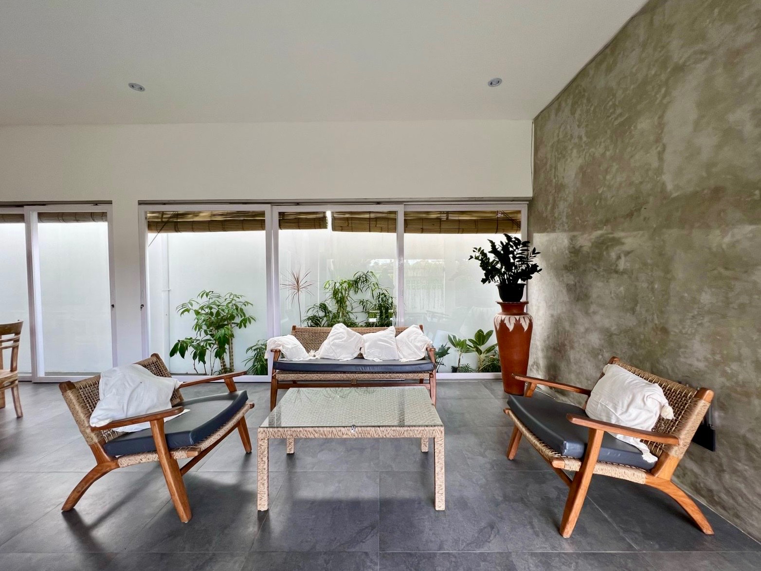 Villa amueblada con piscina y 3 dormitorios en Pererenan (Tumbak Bayuh), Tumbak Bayuh (4)