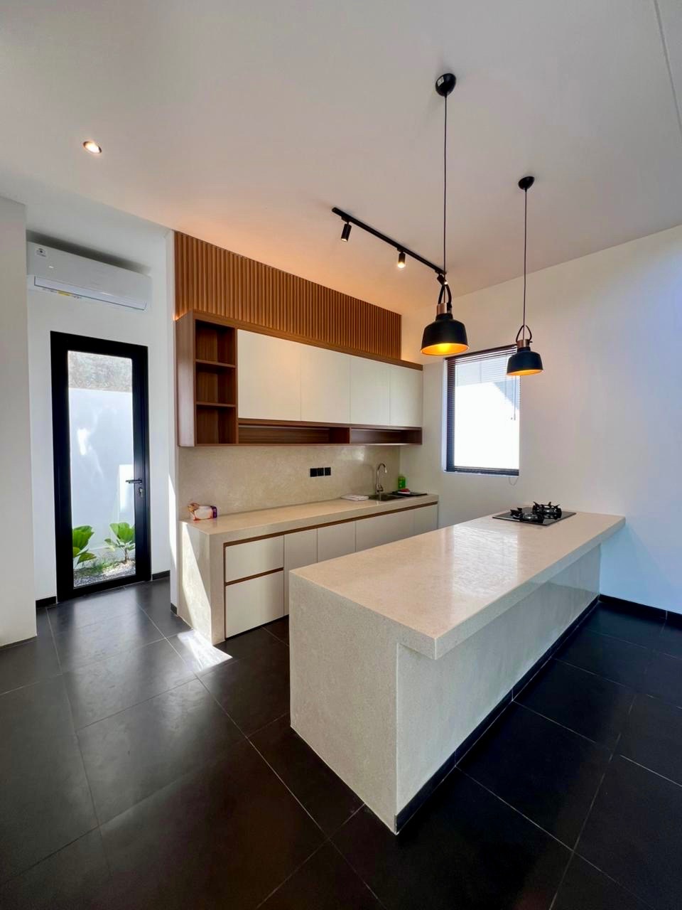 Tumbak Bayuh, Pererenan 宽敞现代两卧室别墅,配屋顶露台, Tumbak Bayuh (7)