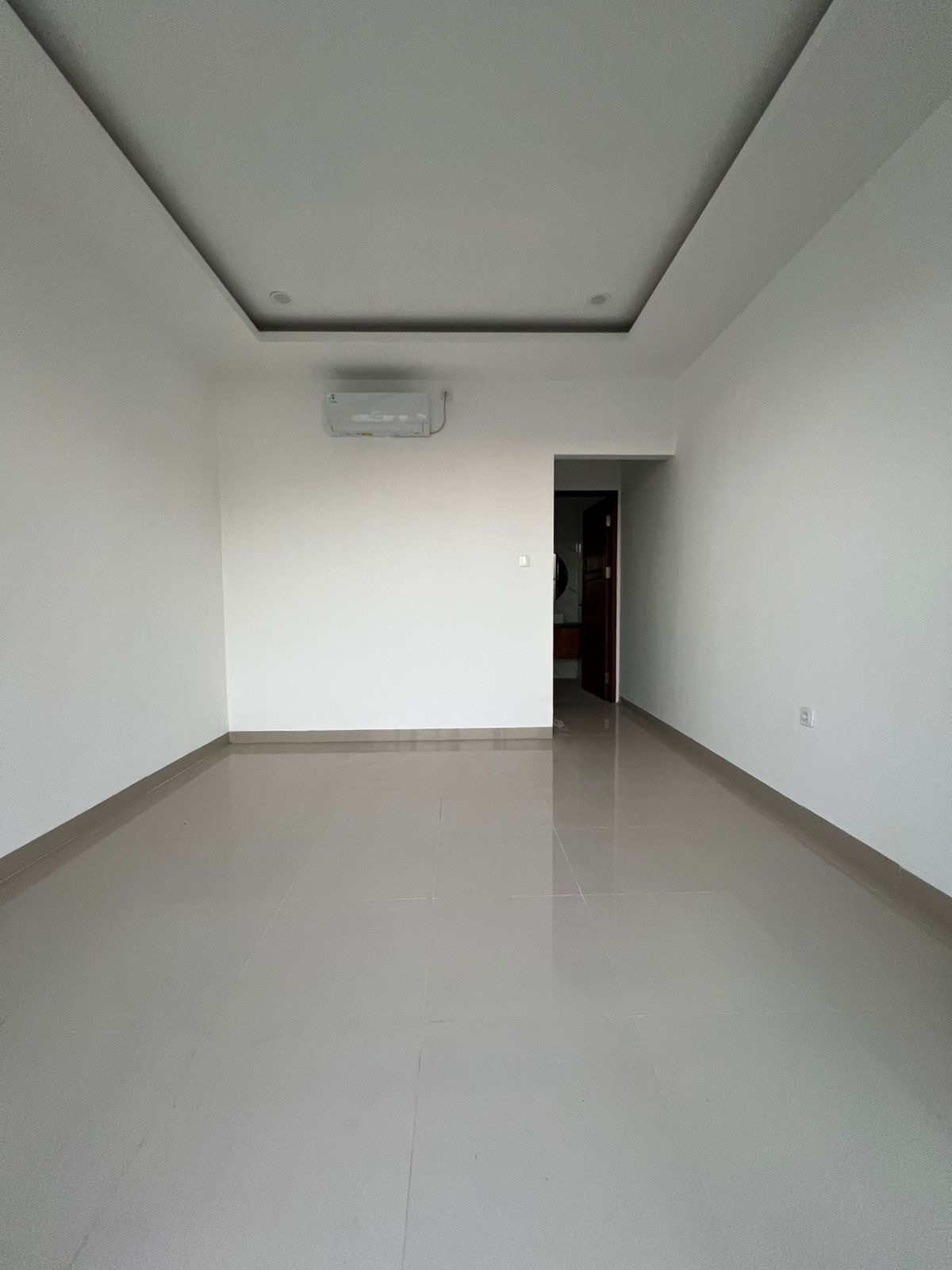 Villa nueva y espaciosa de 3 dormitorios con piscina en Umalas (Bumbak), Umalas (7)